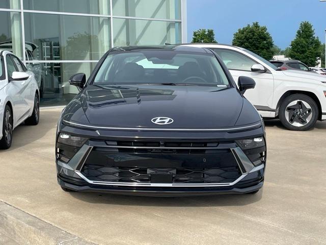 new 2025 Hyundai Sonata Hybrid car, priced at $37,310