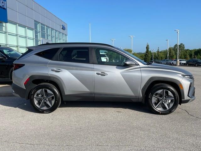 new 2025 Hyundai Tucson car, priced at $32,130