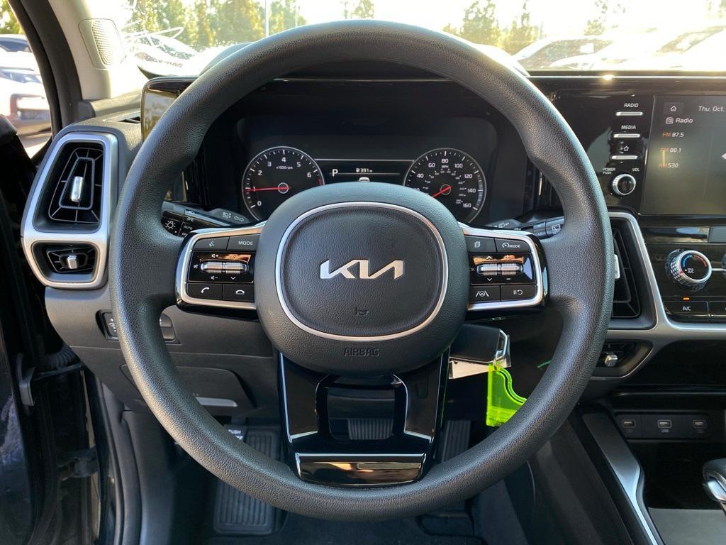 used 2023 Kia Sorento car, priced at $21,944