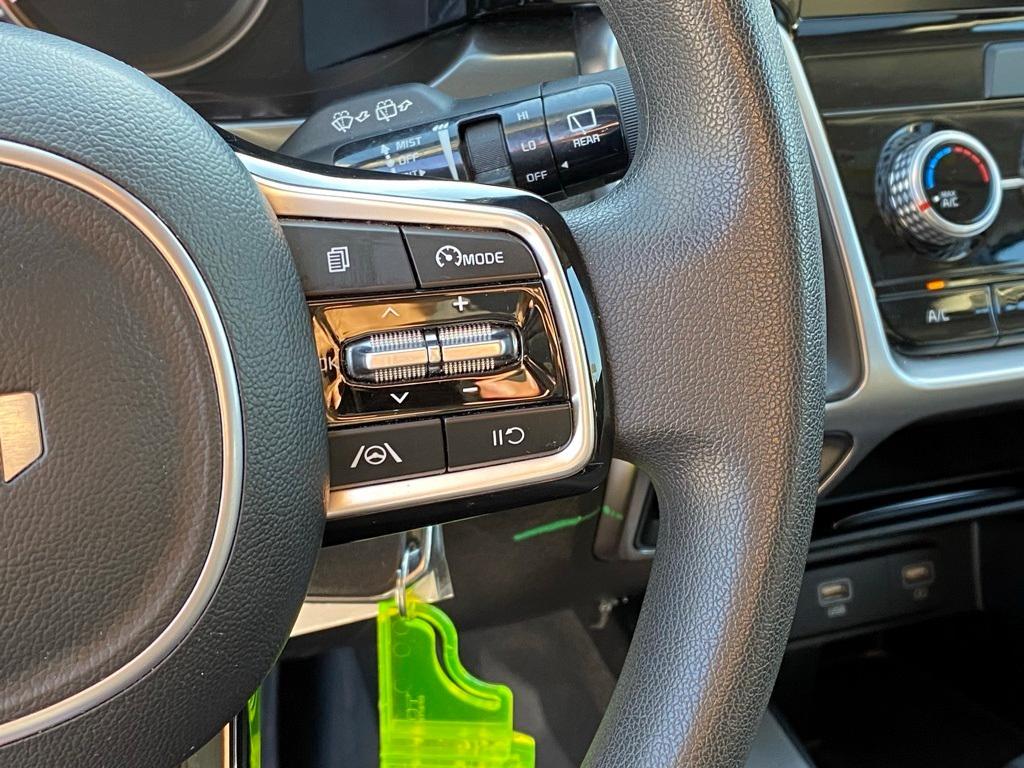 used 2023 Kia Sorento car, priced at $21,944