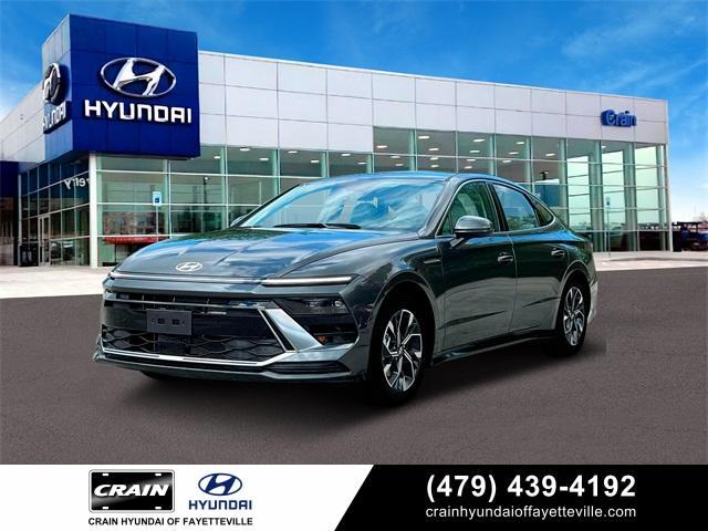 new 2025 Hyundai Sonata car, priced at $26,655
