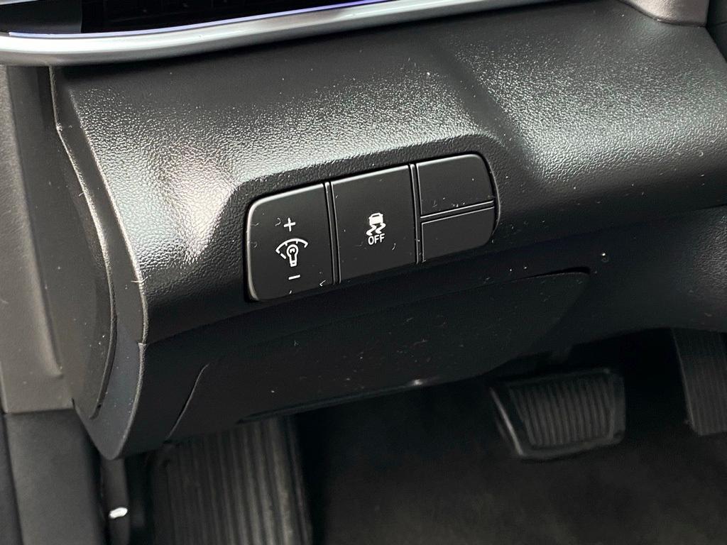 used 2024 Hyundai Elantra car, priced at $21,680