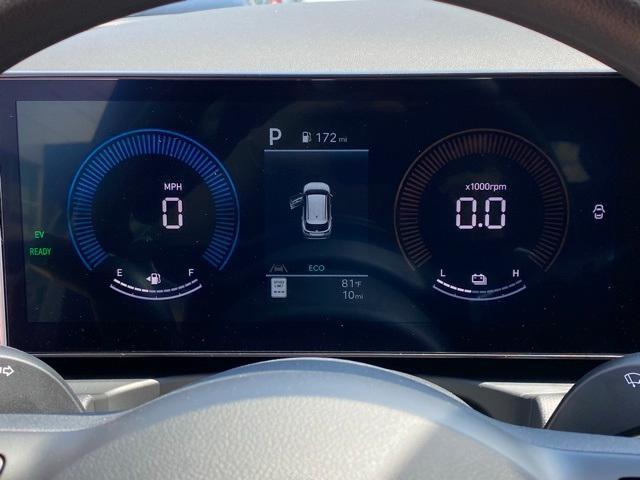 new 2025 Hyundai TUCSON Hybrid car, priced at $33,404