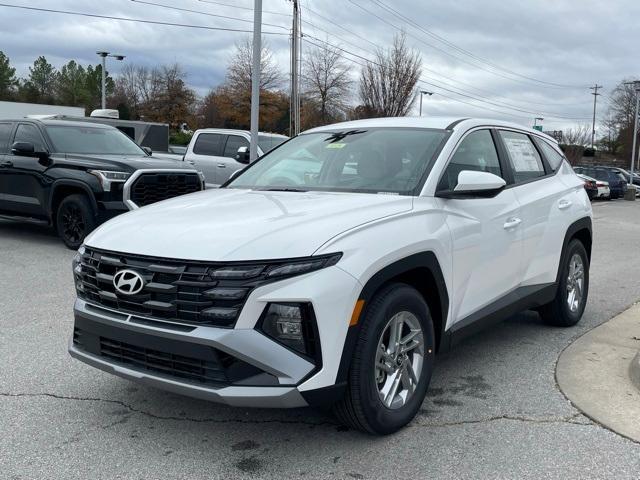 new 2025 Hyundai Tucson car, priced at $30,880