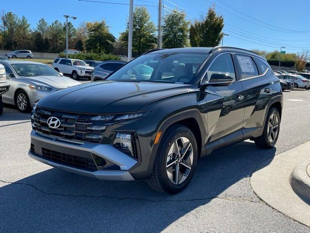 new 2025 Hyundai Tucson car, priced at $35,180