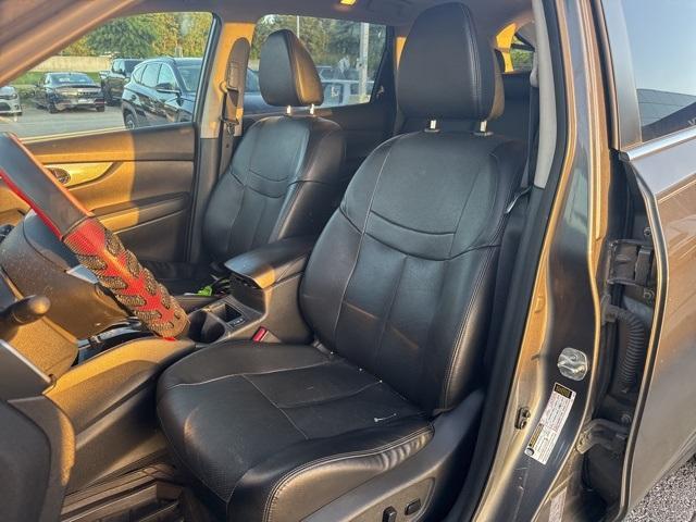 used 2016 Nissan Rogue car, priced at $14,816