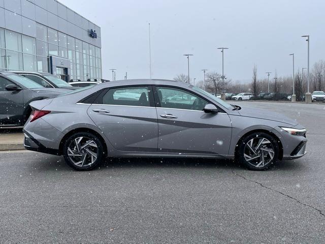 new 2024 Hyundai Elantra car, priced at $25,380