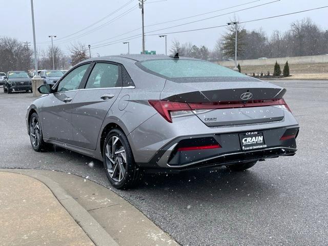 new 2024 Hyundai Elantra car, priced at $25,380