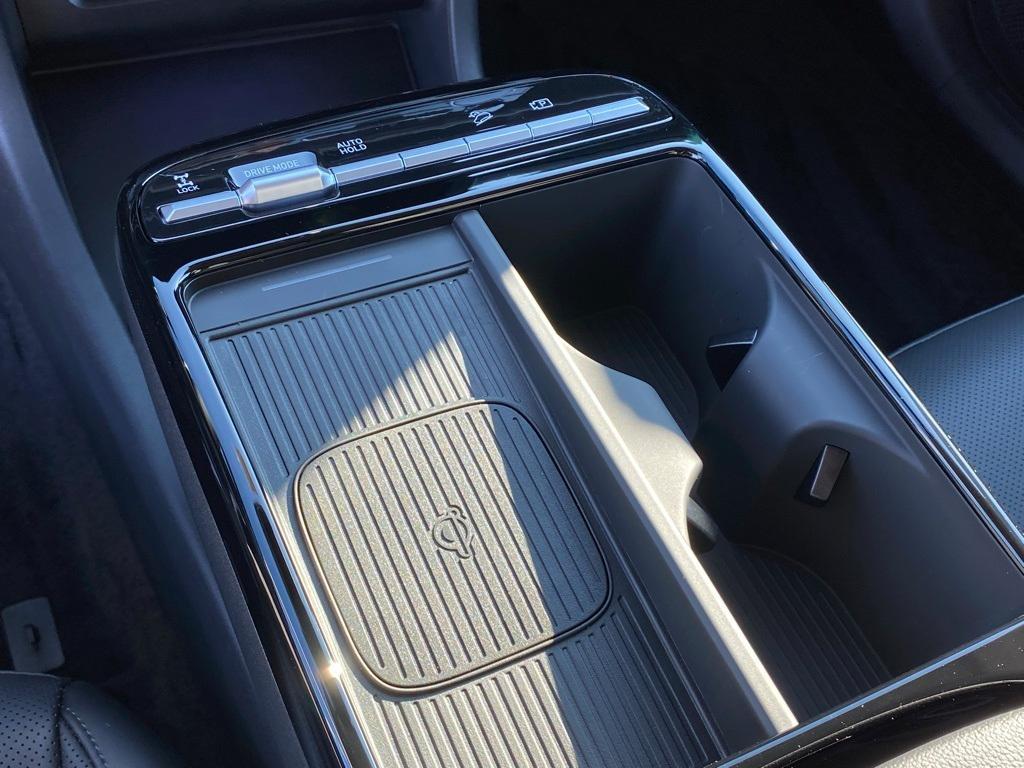 new 2026 Hyundai TUCSON Hybrid car, priced at $33,411