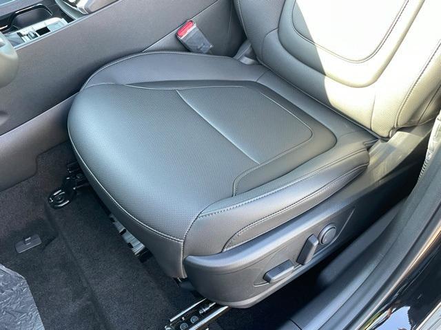 new 2025 Hyundai Tucson car, priced at $33,989