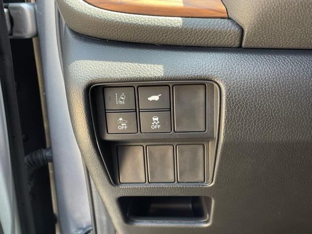 used 2018 Honda CR-V car, priced at $22,710