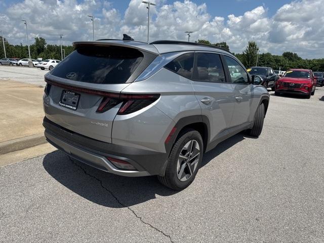 used 2025 Hyundai TUCSON Hybrid car, priced at $33,922
