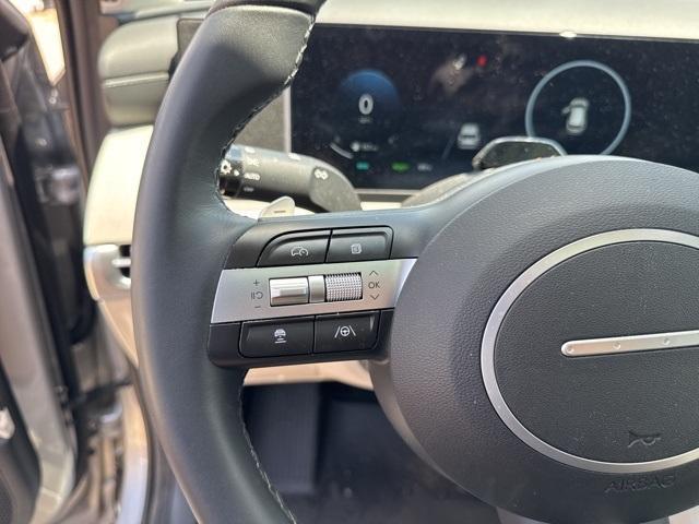 used 2025 Hyundai TUCSON Hybrid car, priced at $33,922