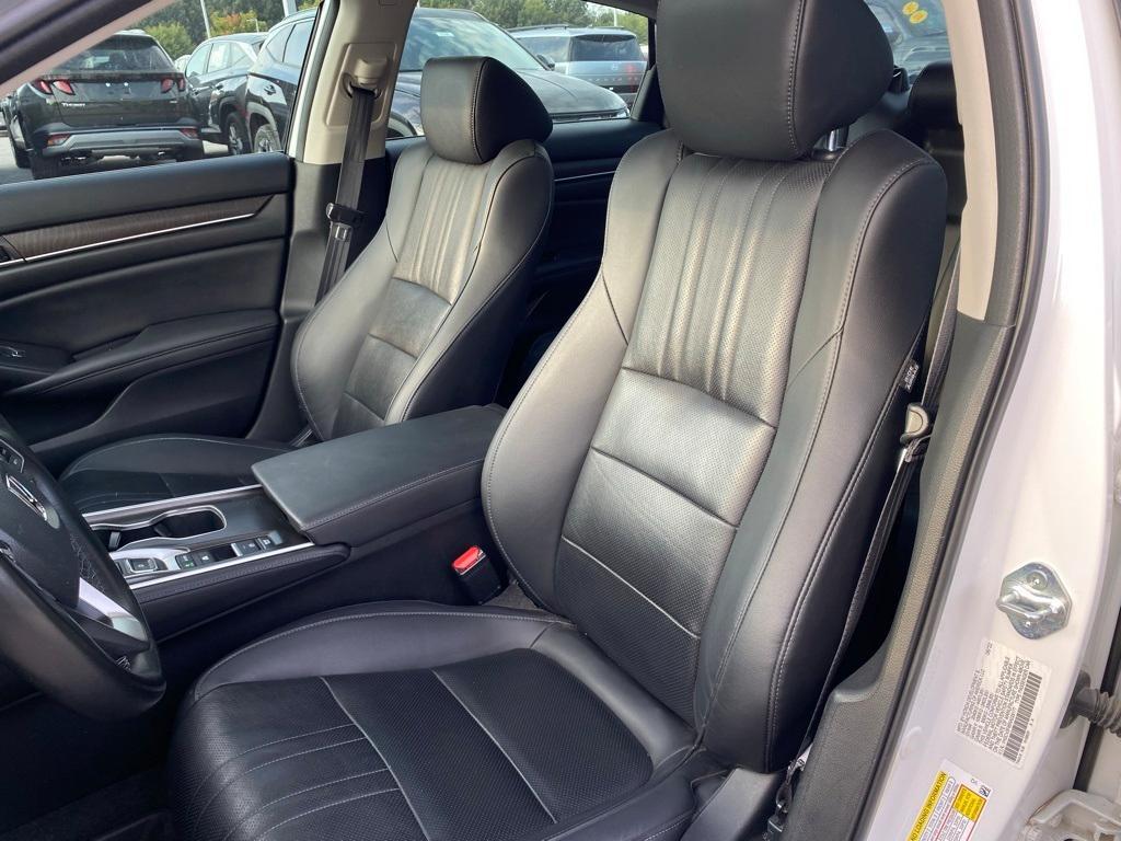 used 2022 Honda Accord Hybrid car, priced at $29,287