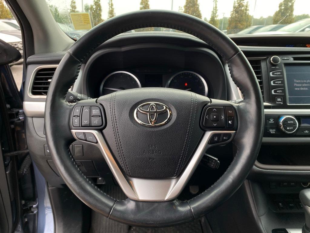 used 2018 Toyota Highlander car, priced at $30,498