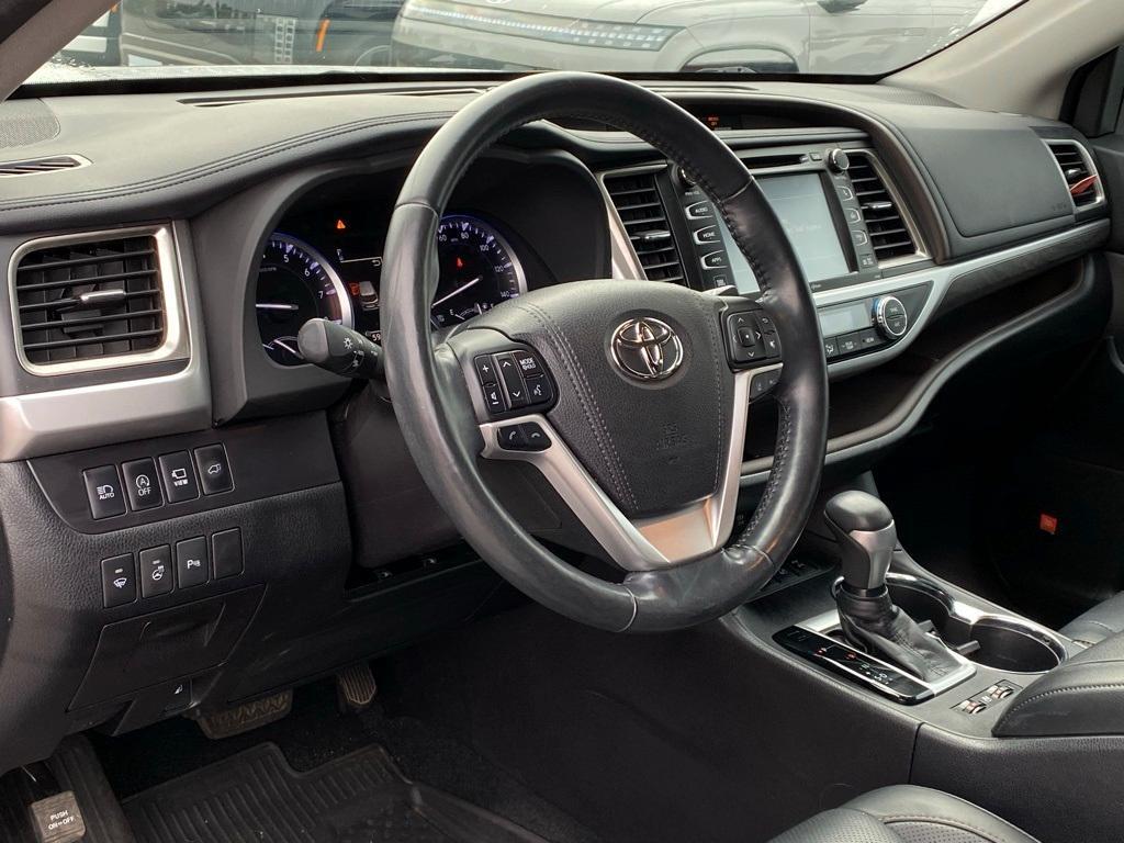 used 2018 Toyota Highlander car, priced at $30,498