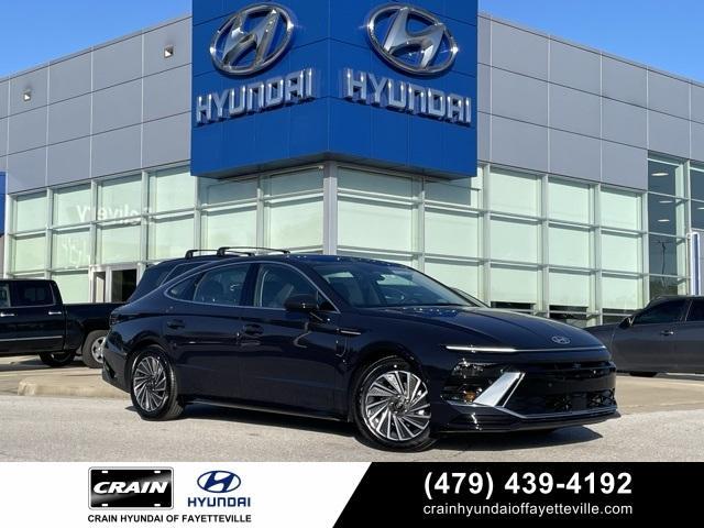 new 2025 Hyundai Sonata Hybrid car, priced at $37,169