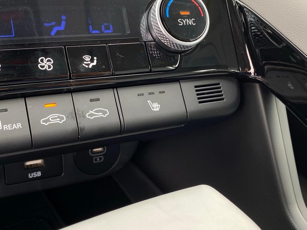 new 2025 Hyundai Elantra car, priced at $24,617