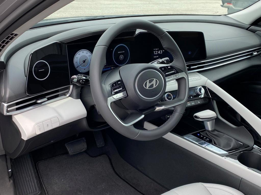new 2025 Hyundai Elantra car, priced at $24,617