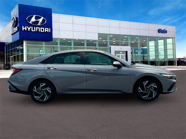 new 2025 Hyundai Elantra car, priced at $25,713