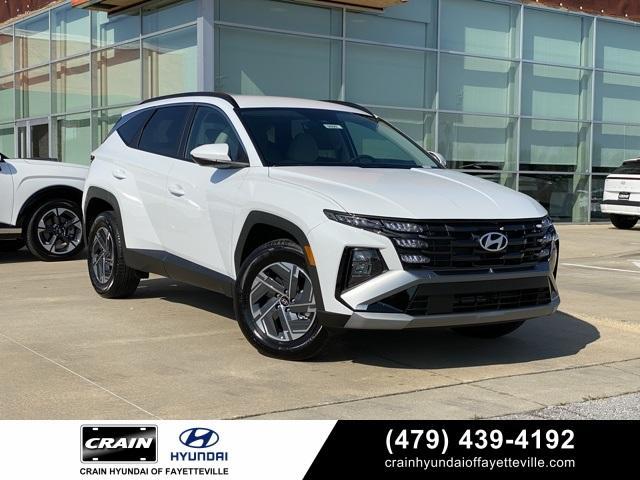 new 2025 Hyundai TUCSON Hybrid car, priced at $33,274