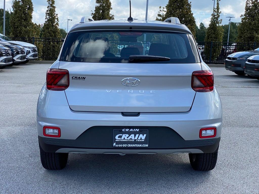 new 2025 Hyundai Venue car, priced at $23,555