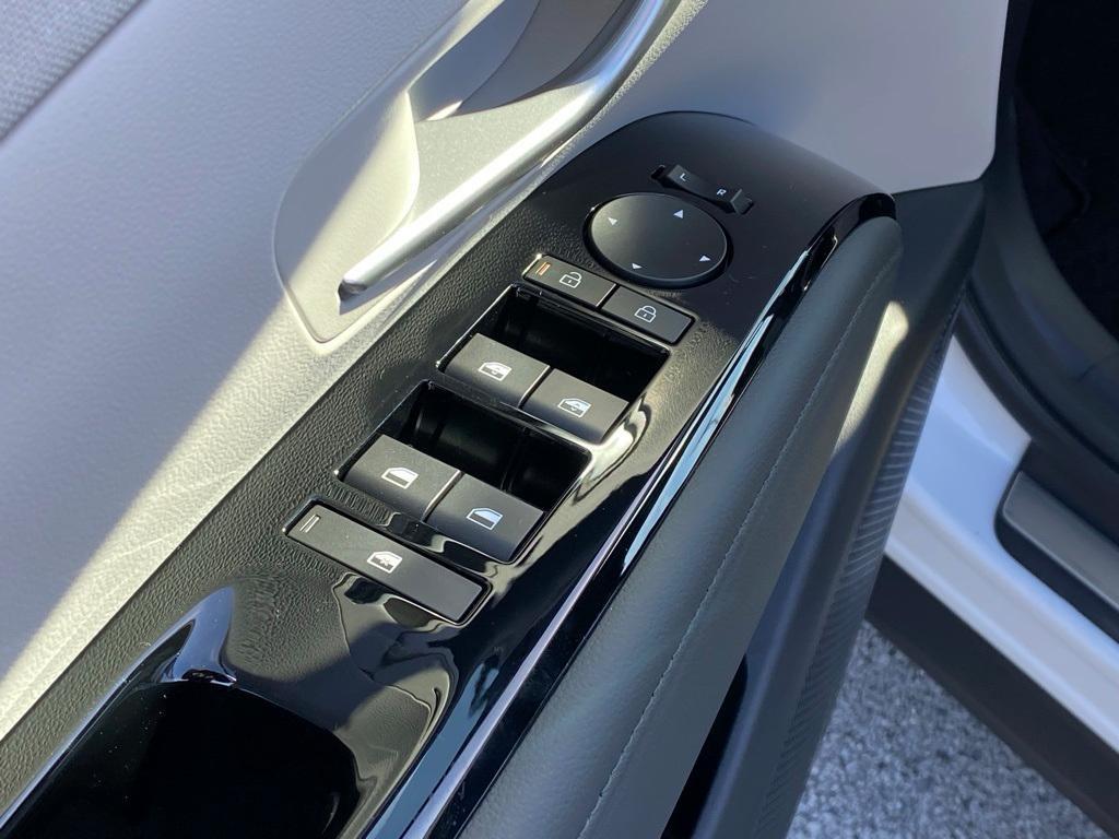 new 2026 Hyundai TUCSON Hybrid car, priced at $40,908