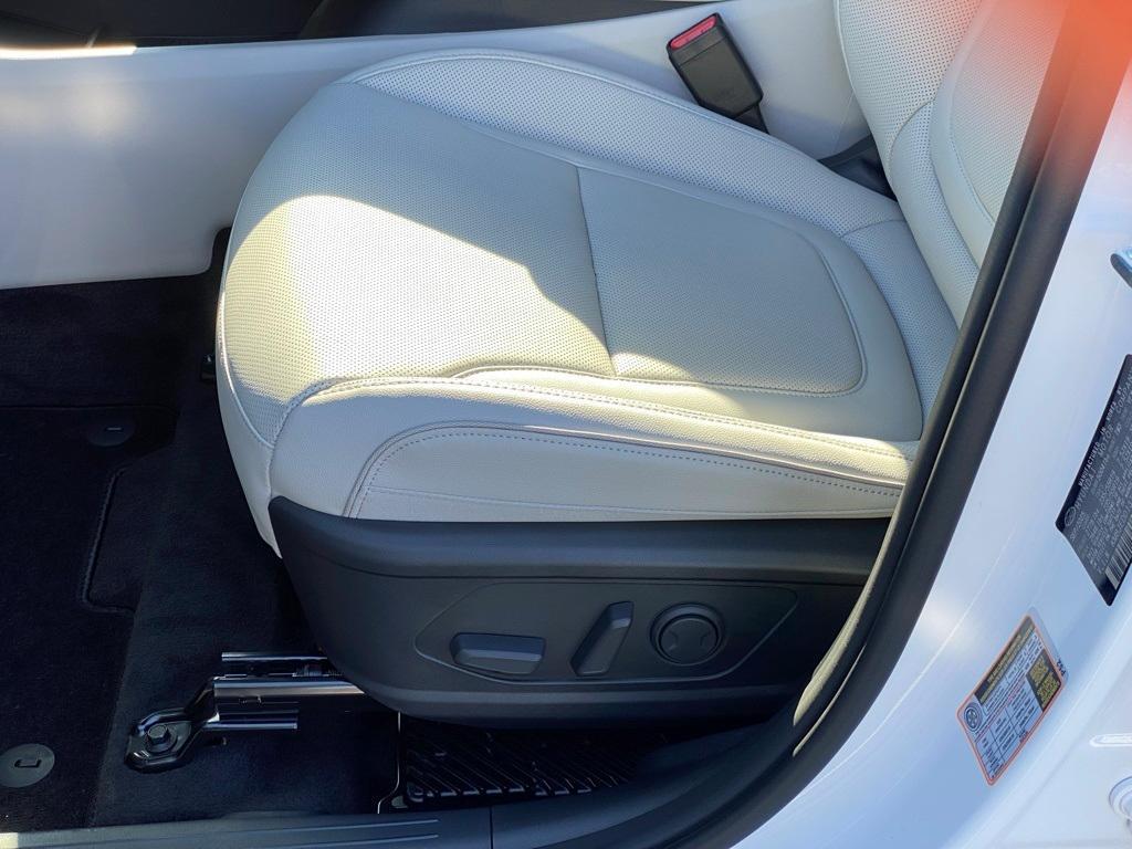 new 2026 Hyundai TUCSON Hybrid car, priced at $40,908