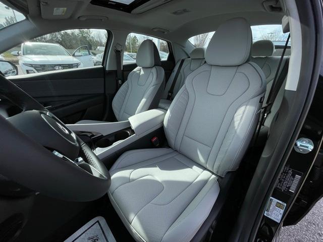 new 2025 Hyundai ELANTRA HEV car, priced at $30,455
