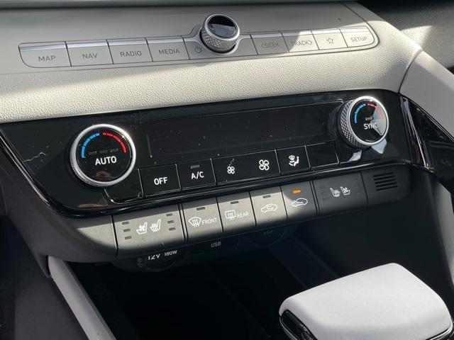 new 2025 Hyundai ELANTRA HEV car, priced at $30,455
