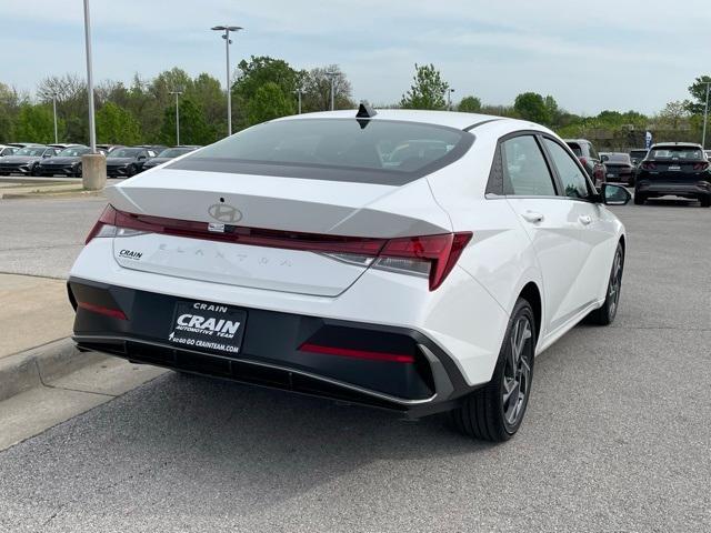 new 2025 Hyundai Elantra car, priced at $25,408