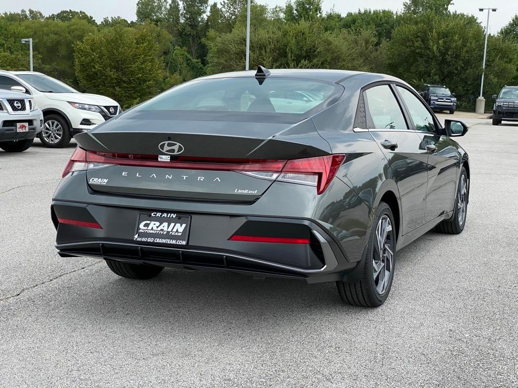 new 2025 Hyundai Elantra car, priced at $24,617