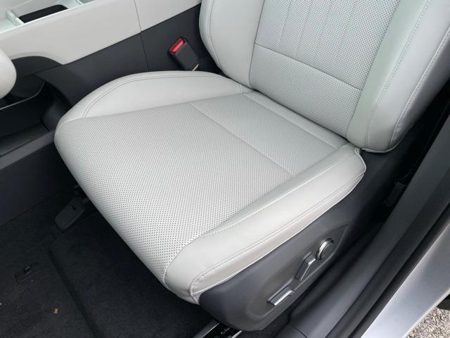 new 2025 Hyundai Santa Fe car, priced at $36,900