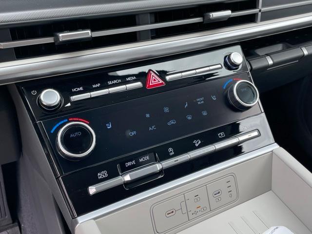 new 2025 Hyundai Santa Fe car, priced at $36,900