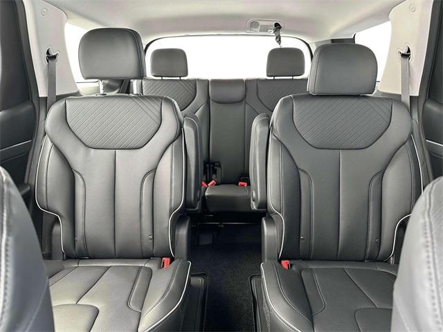 new 2025 Hyundai Palisade car, priced at $42,722