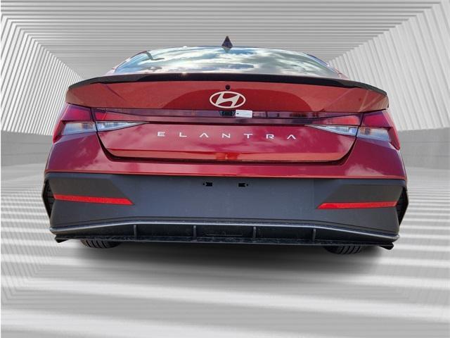 new 2025 Hyundai Elantra car