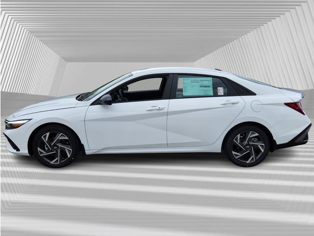 new 2025 Hyundai Elantra car, priced at $25,160