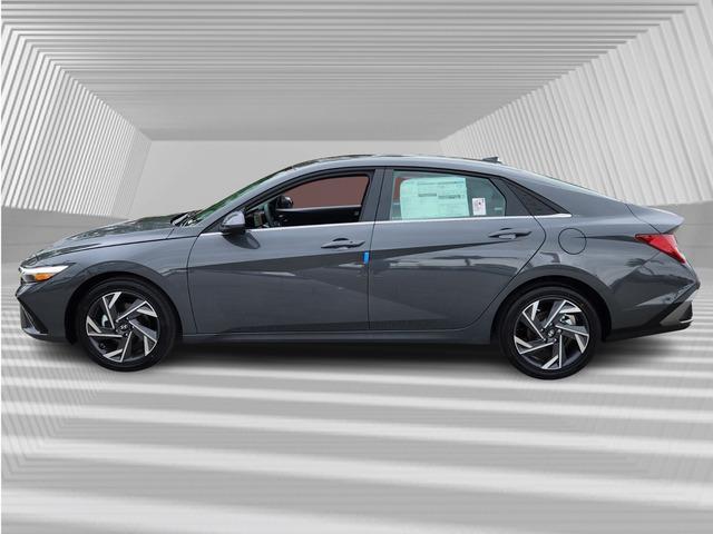 new 2025 Hyundai Elantra car, priced at $25,065