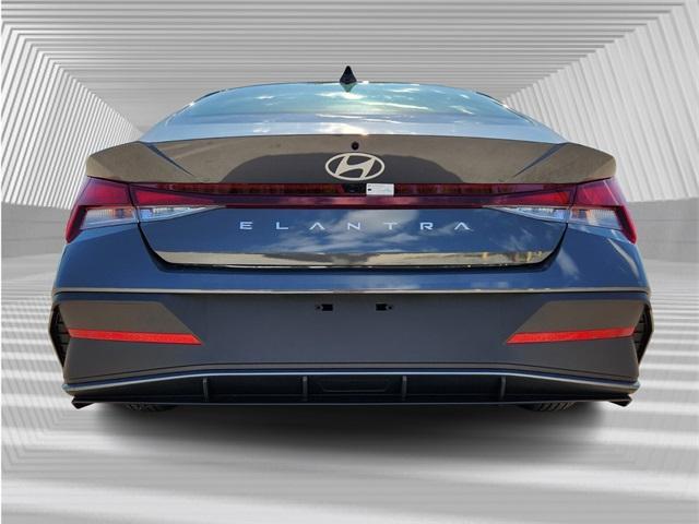 new 2024 Hyundai Elantra car, priced at $23,260