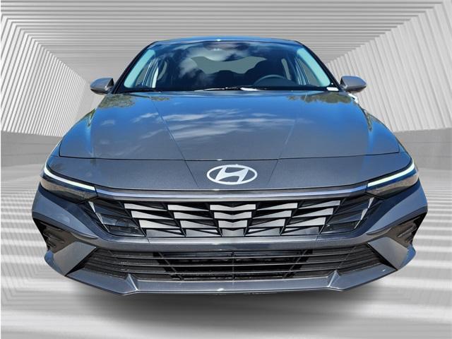 new 2024 Hyundai Elantra car, priced at $23,260