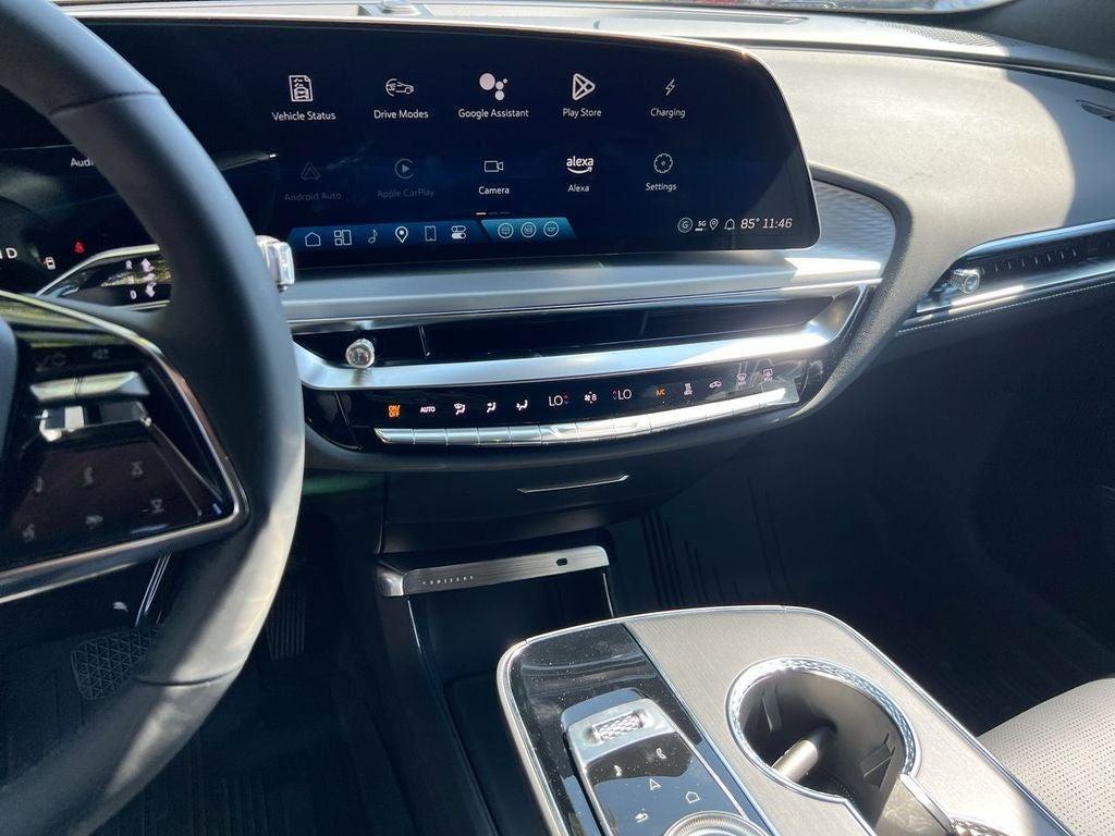 new 2025 Cadillac LYRIQ car