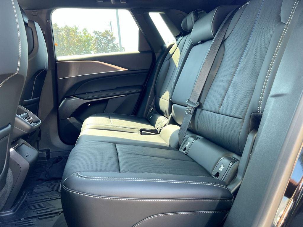 new 2025 Cadillac LYRIQ car