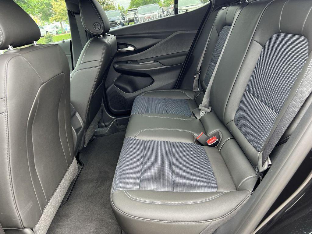 new 2025 Buick Envista car, priced at $27,280