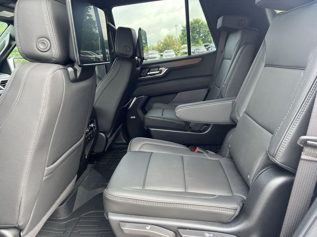 new 2025 GMC Yukon car, priced at $95,625