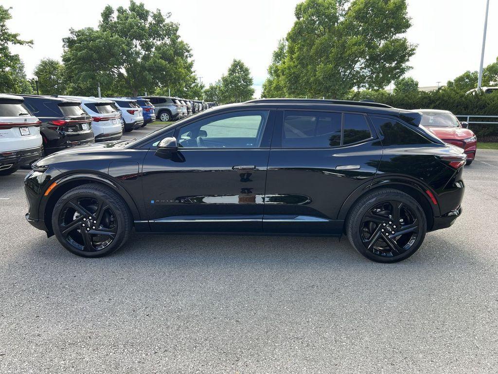 new 2025 Chevrolet Equinox EV car, priced at $41,590