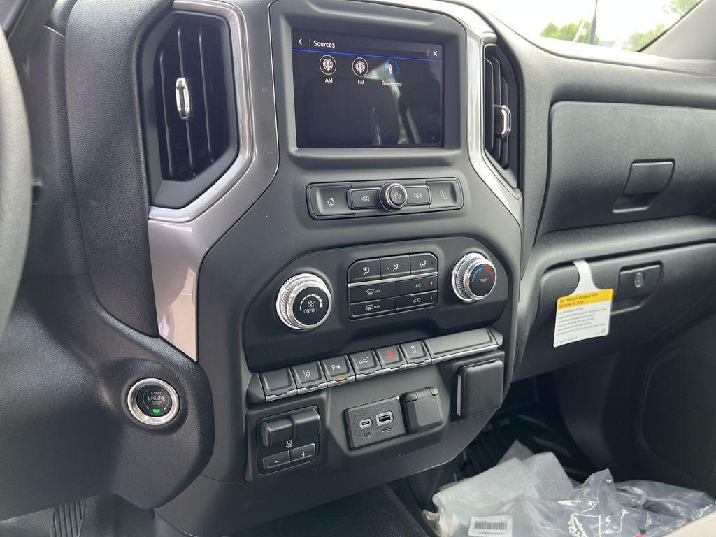 new 2025 GMC Sierra 2500 car, priced at $51,575
