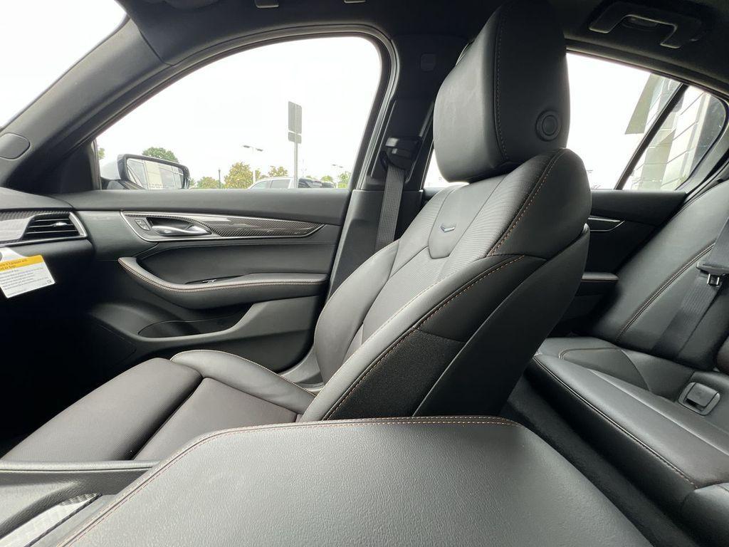 new 2025 Cadillac CT5 car