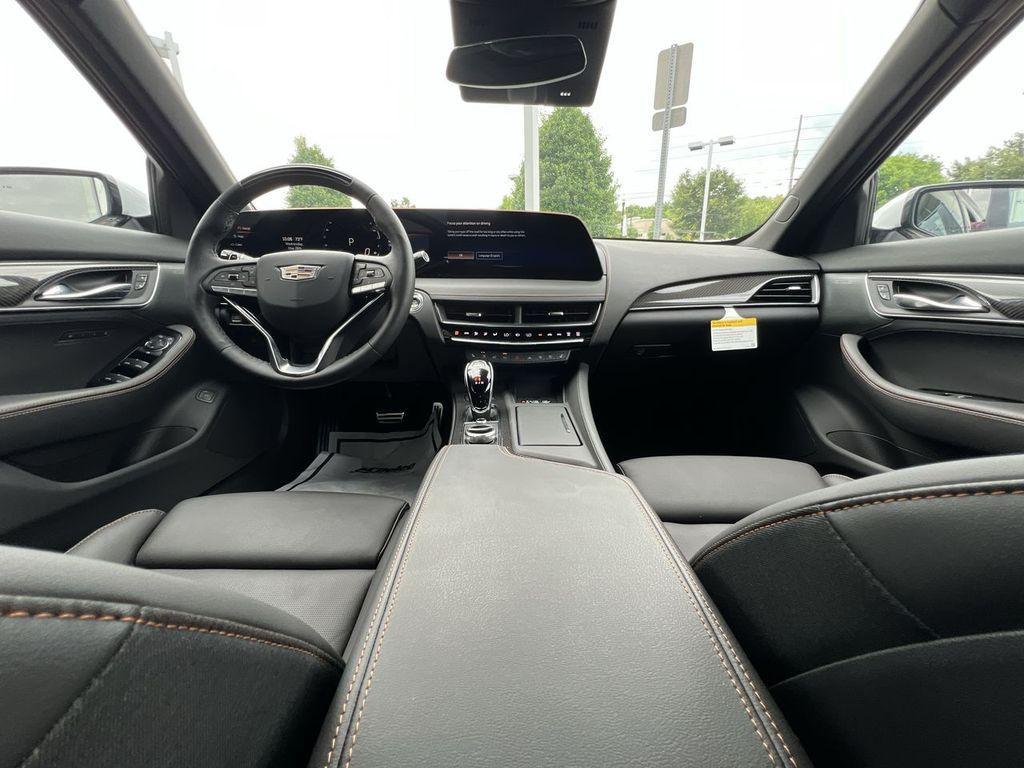 new 2025 Cadillac CT5 car