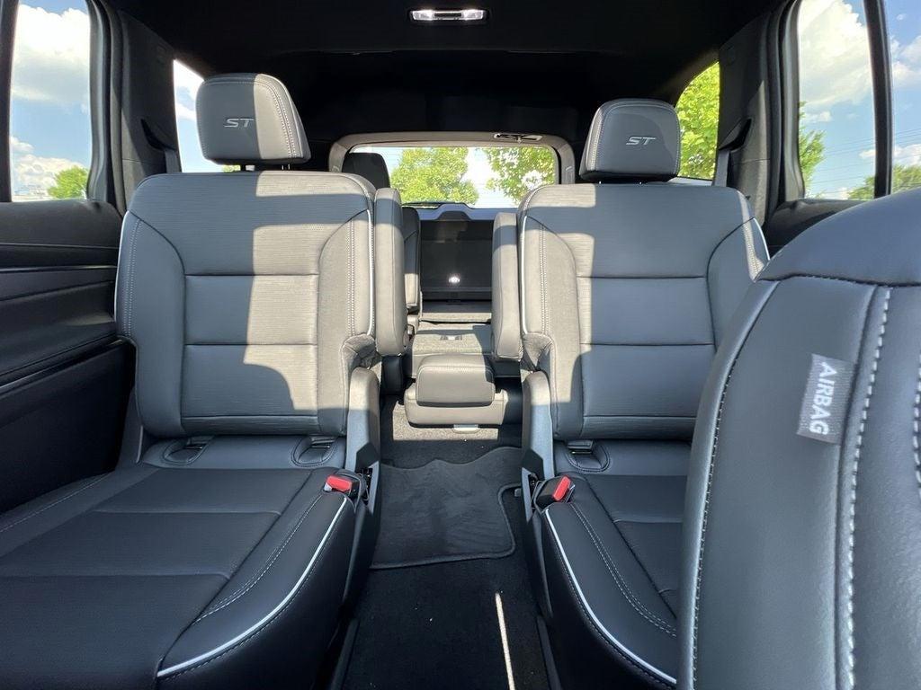 new 2025 Buick Enclave car, priced at $51,284