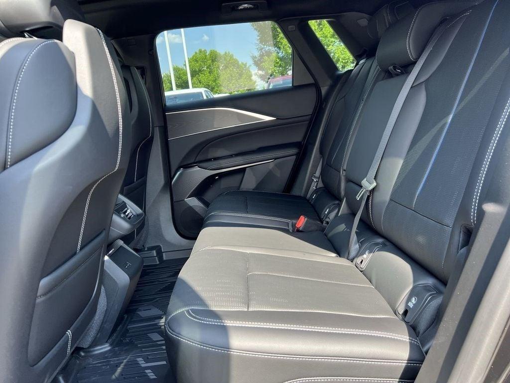 new 2025 Cadillac LYRIQ car